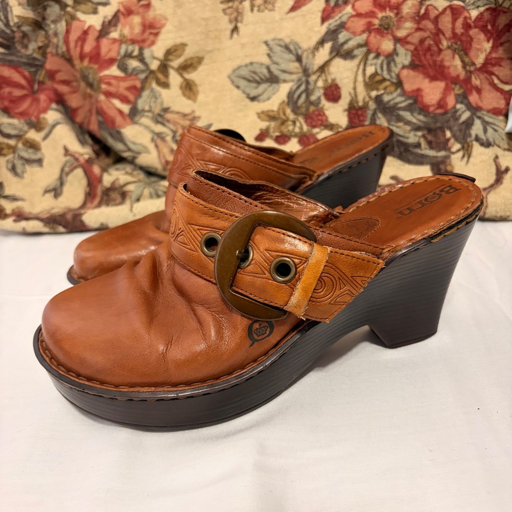 Born Stunning Y2k Brown Leather Platform Clogs Embossed Buckle Wedge Mules